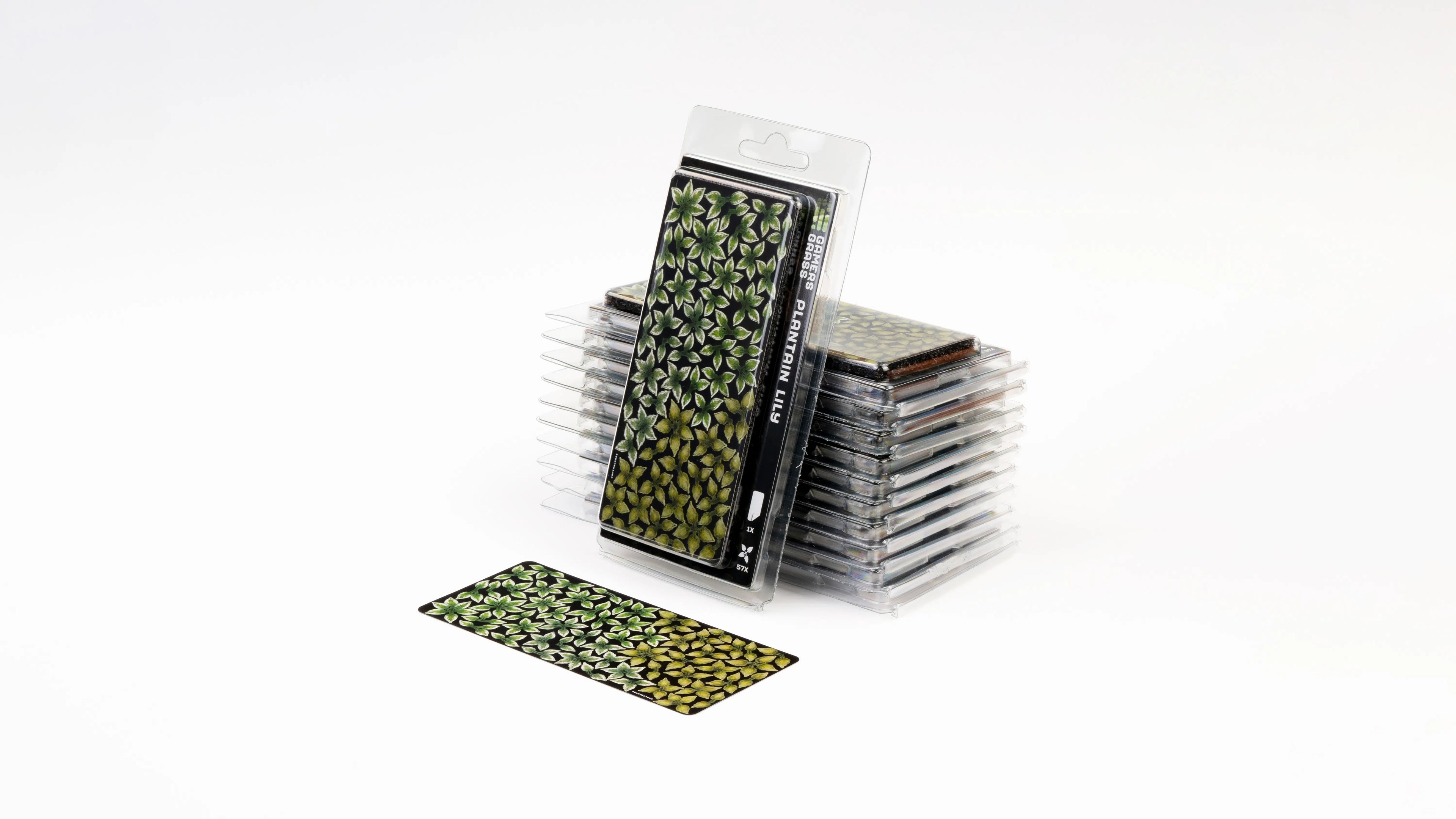 Gamers Grass Static Tuft Laser Plants - Plantain Lily