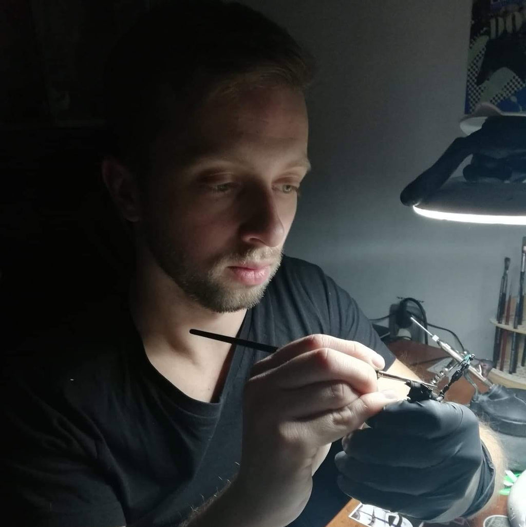 Michał "Mihausz" Szymeczko  Arcane Glow: Painting Rich Colors and Ambient Light Workshop September 12-13, 2026