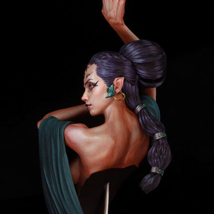 Aracne, Weaver of Whispers - Hex Figures resin bust