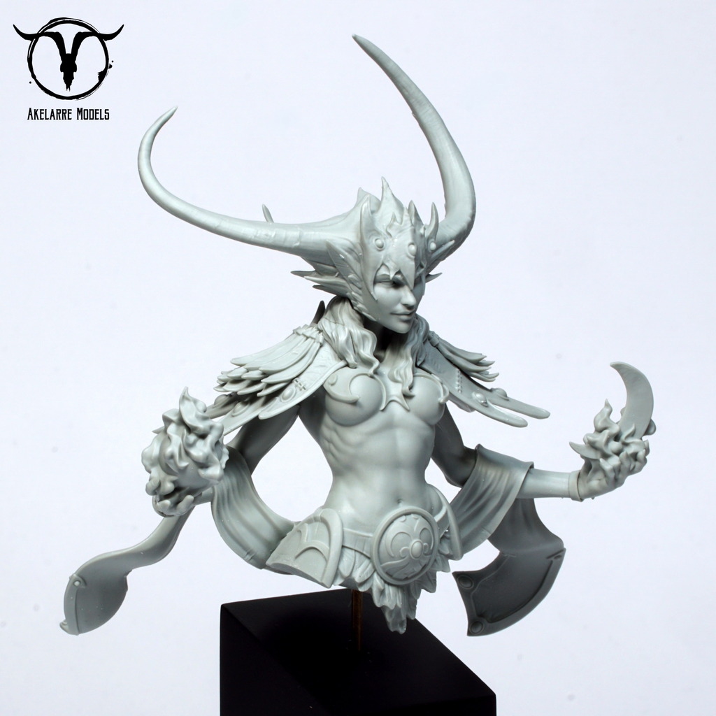 AMARI, Bust