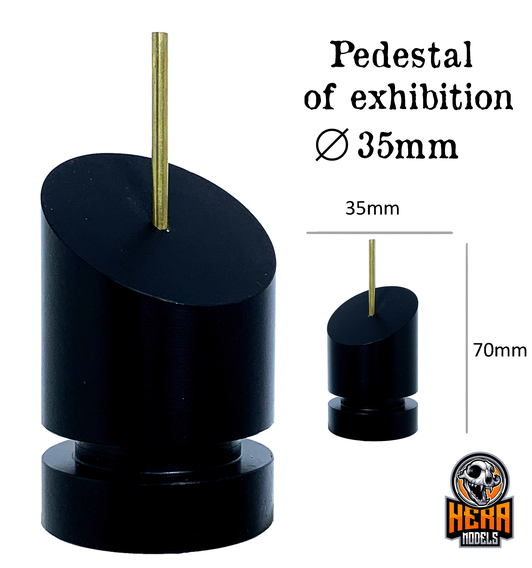 Round Bust Plinth with Pin, Plastic 35mm – Verko's Vault