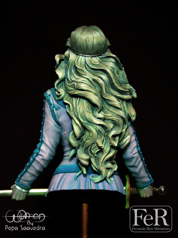 Viviane (back)
