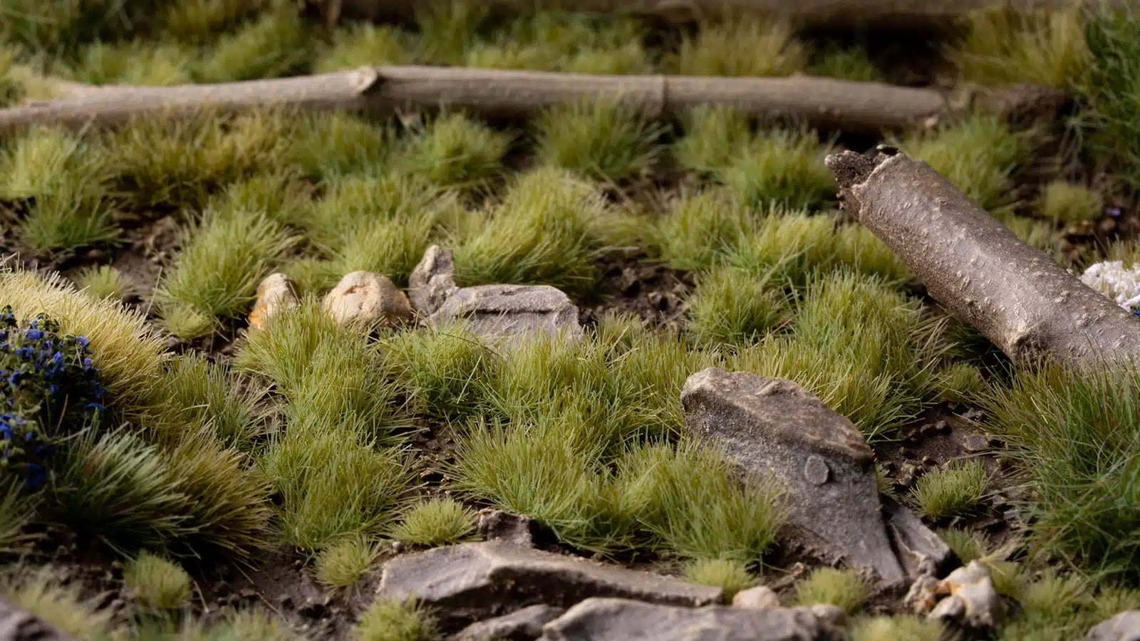 Gamers Grass Green 4mm Tuft - Wild