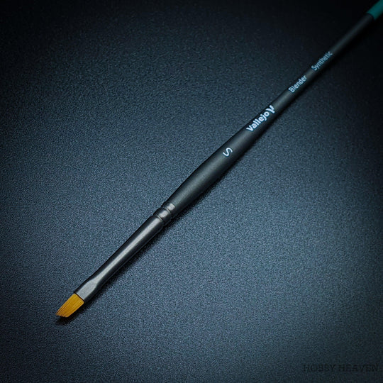 Hobby Brush: Blender Flat Angled Synthetic